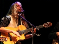 royal-guitar-club-02